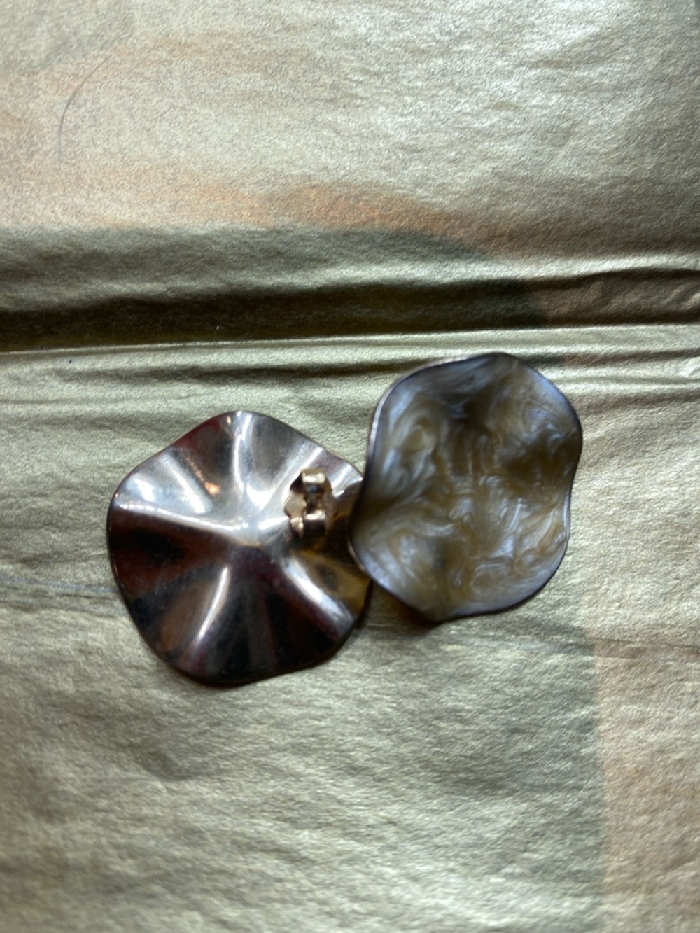 Elegant Shimmery Brown Resin Flower Clip-On Earrings